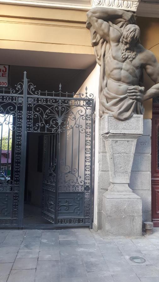 Atoneli Apartment Tbilisi Luaran gambar